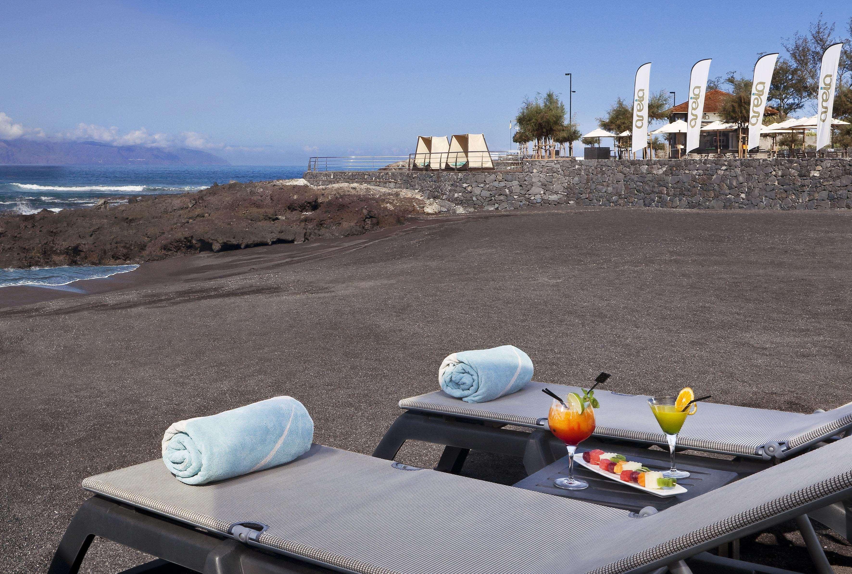 Gran Melia Palacio De Isora Resort & Spa Alcalá la Real Екстериор снимка Beach at the hotel