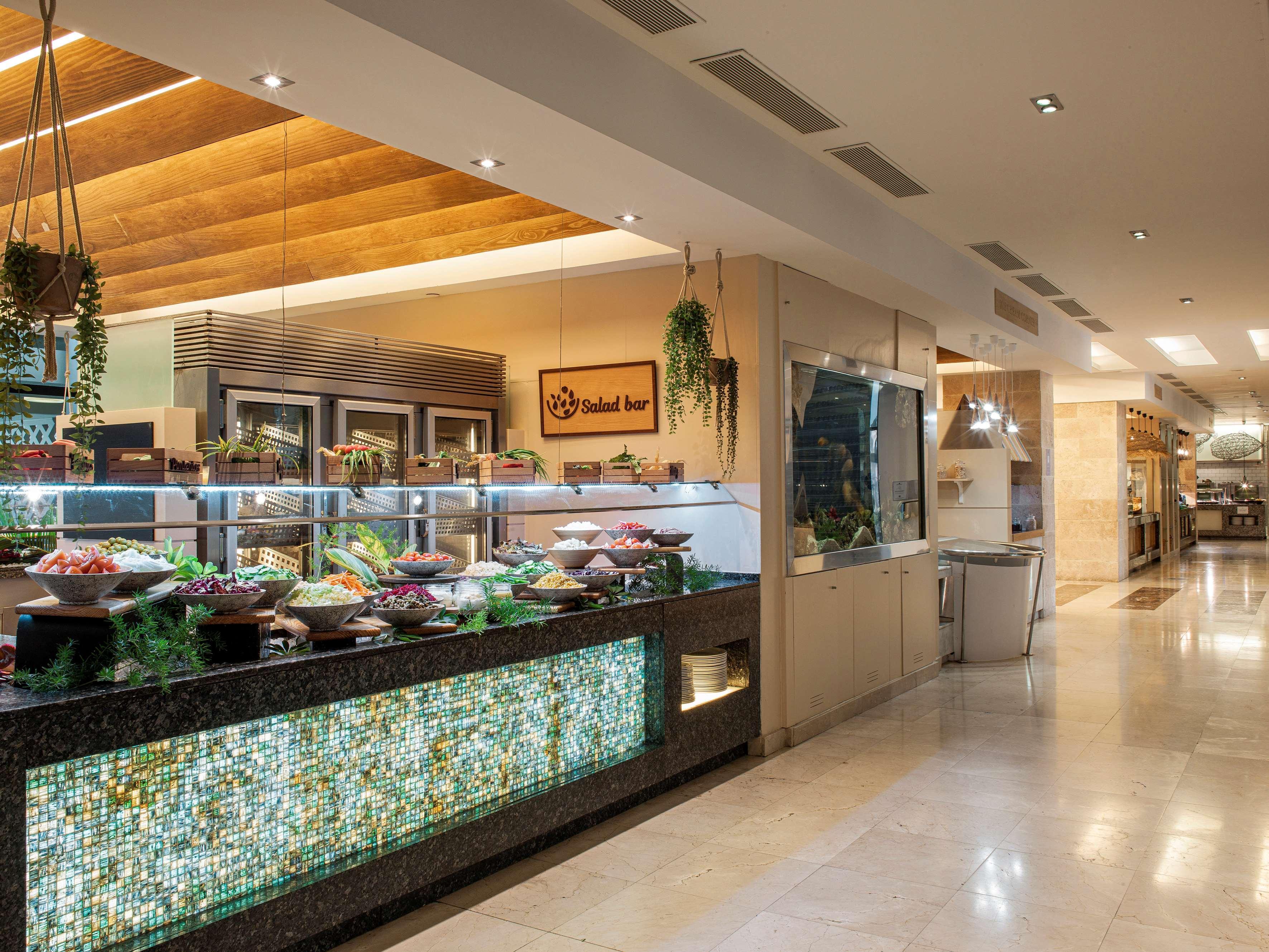 Gran Melia Palacio De Isora Resort & Spa Alcalá la Real Екстериор снимка Salad bar