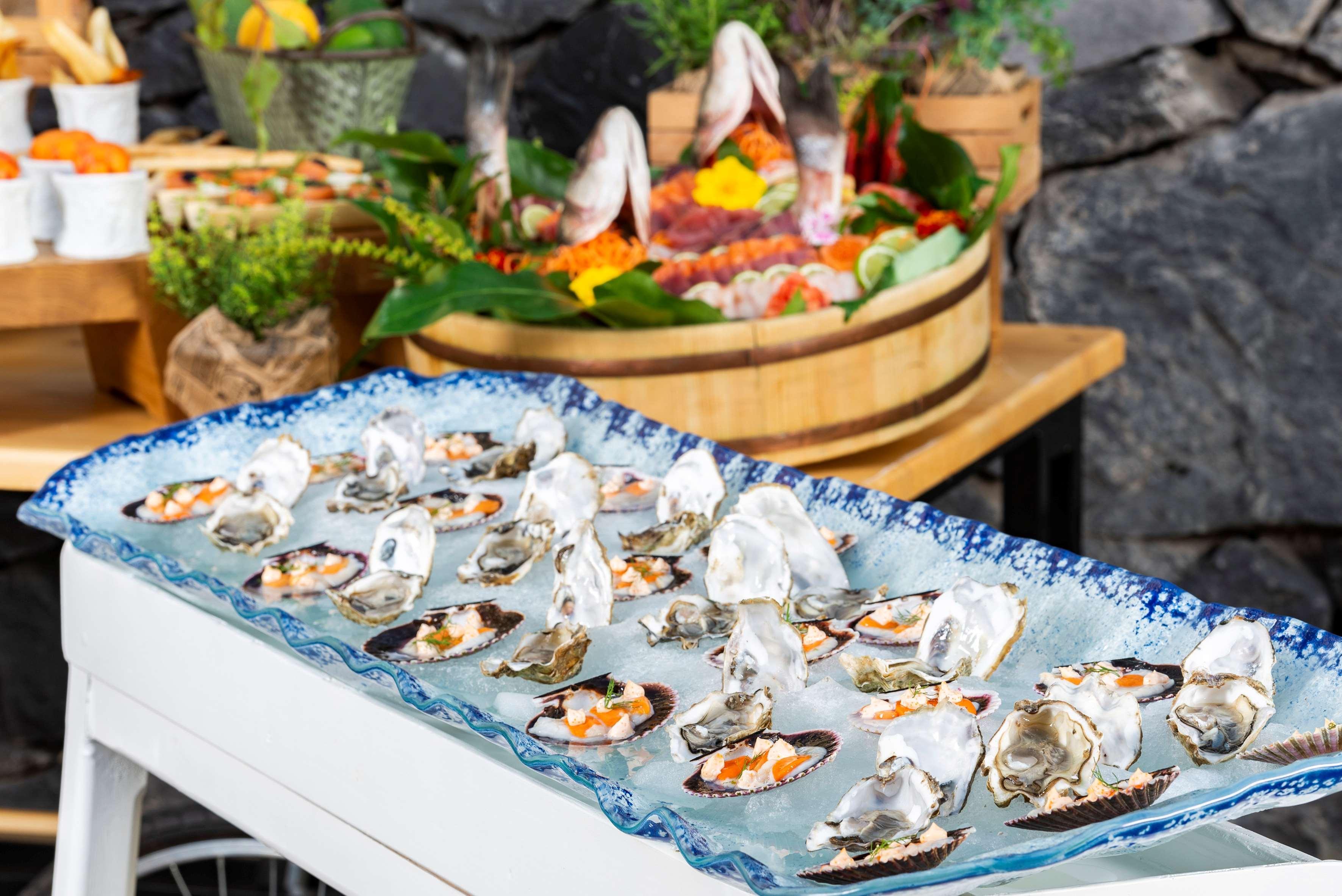 Gran Melia Palacio De Isora Resort & Spa Alcalá la Real Екстериор снимка Oysters on ice