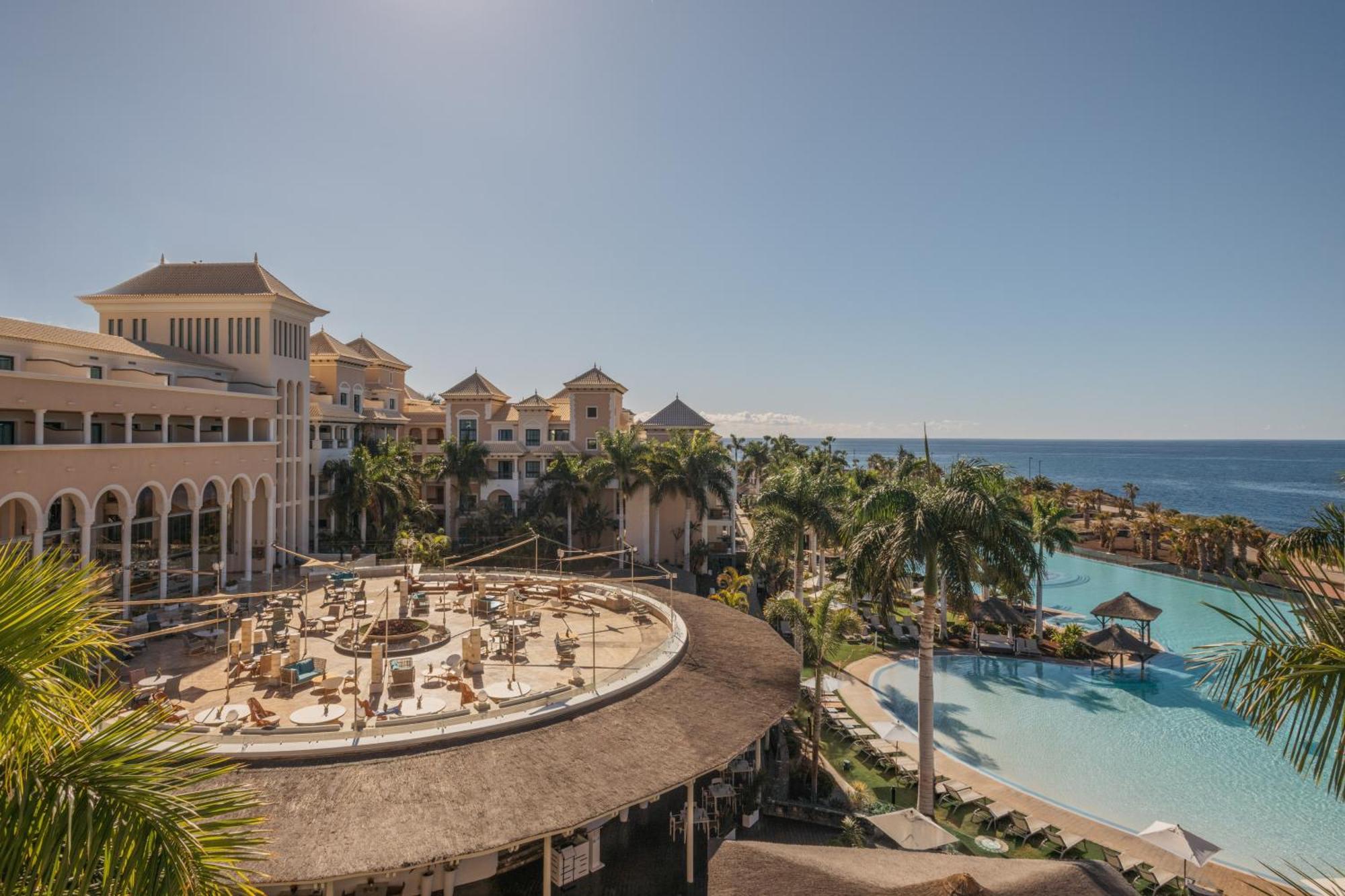 Gran Melia Palacio De Isora Resort & Spa Alcalá la Real Екстериор снимка Hard Rock Hotel & Casino Punta Cana